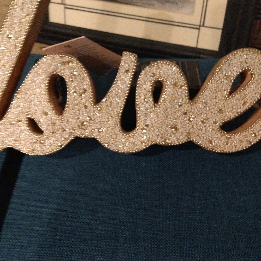 Gold Glitter LOVE Sign  💘 New! 💋🔥💎